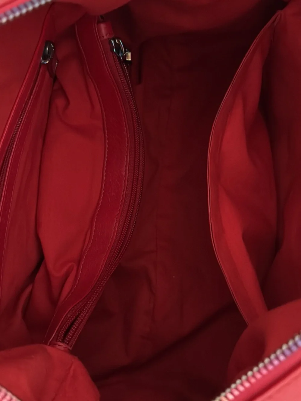 Sassie Jones () Red Leather Satchel Crossbody Bag